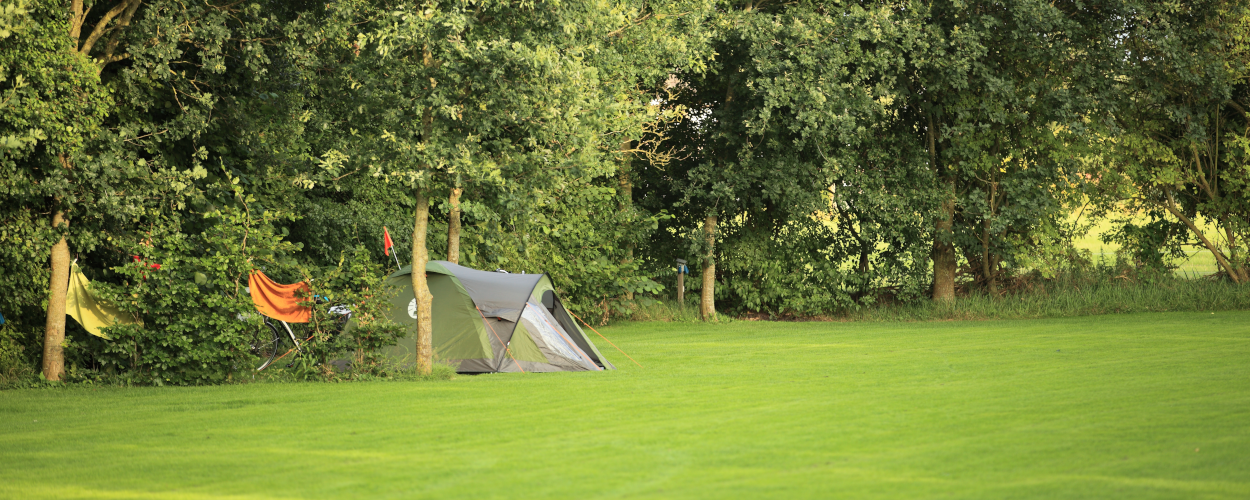 Kamperen op Natuurkampeerterrein Minicamping Singel